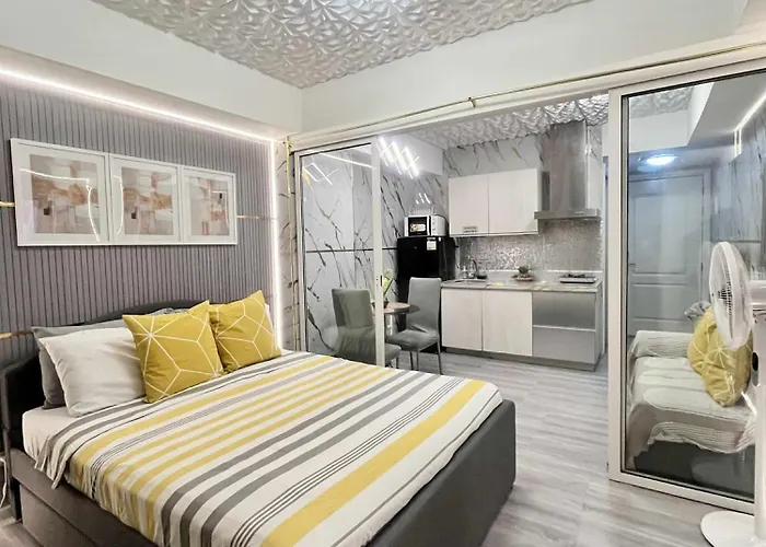 Aparthotel Azure Staycation By Cm Manila